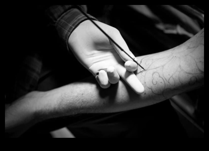 Needlecraft Chronicles: stāsti par progresīvām tetovēšanas metodēm