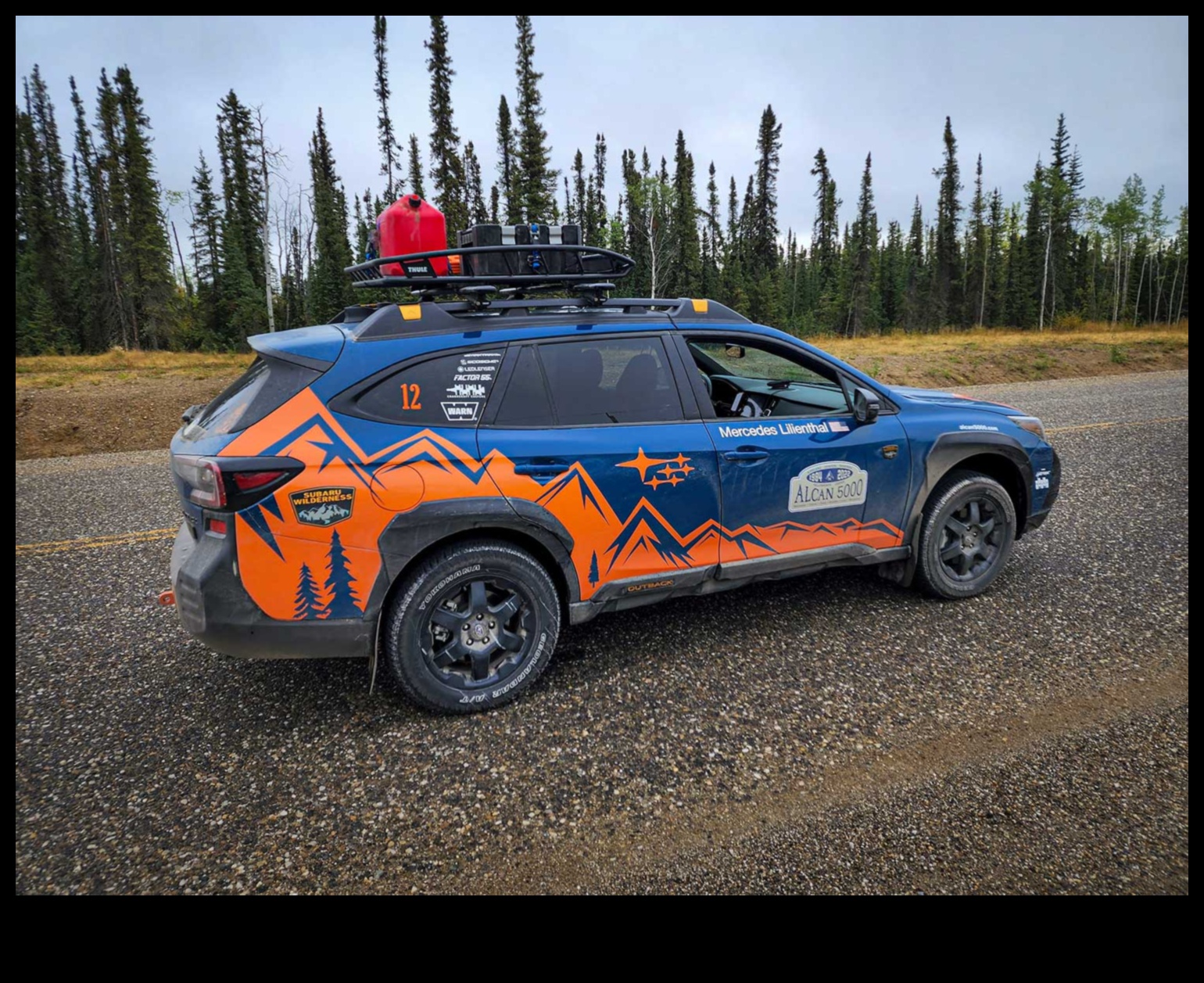 Netīri ceļi un tālāk: tuksneša iekarošana ar bezceļu spēku