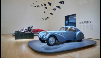 Māksla kustībā: automašīnu un laikmetīgās mākslas krustpunkts